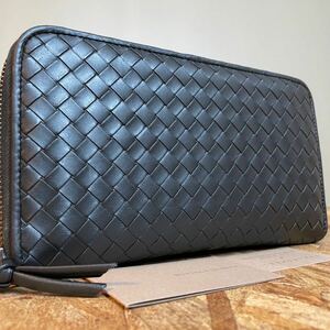 ★【極美品！希少！】 BOTTEGA VENETA ボッテガヴェネタ イントレチャート ロングウォレット　長財布　男女　ブラック　付属品有り