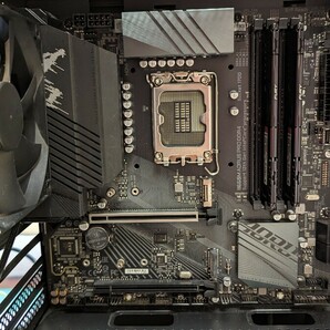 PCケース ＋ B660 マザーボード ＋ DDR4-3200 16gb×2 メモリ セット品の画像1