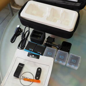 中古GoPro HERO 10 ホリデー・トラベル・ギフトボックス 予備バッテリーなどサードメーカー品あります。の画像10