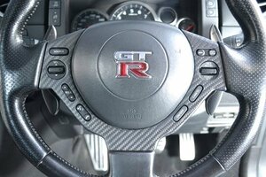 「RSW」GT-R(R35)MY07～MY15用ステアリングパネル(綾織りブラックカーボン/マット塗装仕上げ)