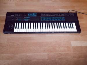 ヤマハ YAMAHA DX7 デジタルシンセサイザー