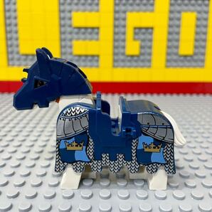 ☆装甲馬☆ レゴ 動物ミニフィグ 馬 クラウンナイト ( LEGO 人形 鞍 甲冑 キャッスル C42301の画像1