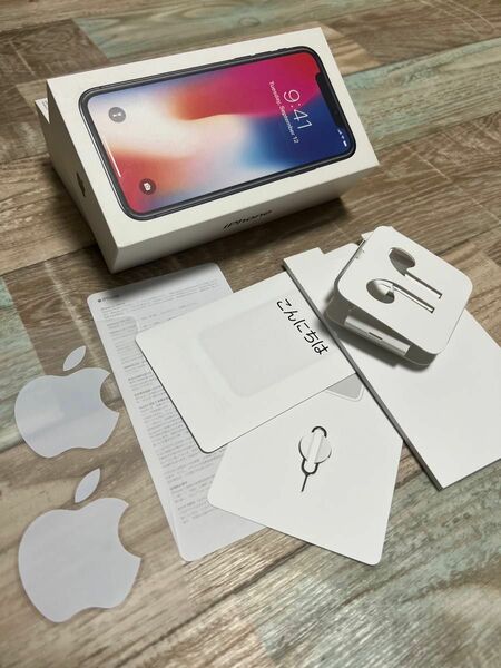 iPhone X ブラック