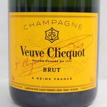 1円~Veuve Clicquot（ヴーヴ クリコ）イエロー ブリュット 12％ 750ml ※ラベル・キャップフィルムキズ M24D050007_画像2