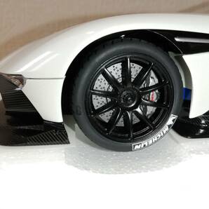 ☆AUTOart アストンマーチン ヴァルカン Aston martin Vulcan オートアート 1/18の画像2