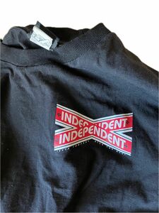 independent インディペンデント　tracks company バックプリント　Tシャツ ブラック 黒　S