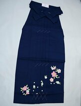 刺繍袴 単品 袴下99cm 紺地 卒業式 新品（株）安田屋 NO38934_画像1