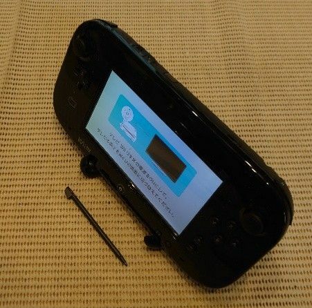59325 完動品WiiUゲームパッド本体&タッチペンのみブラック送料込