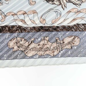 美品 HERMES エルメス Pierres d'Orient et d'Occident 東洋の石と西洋の石細工 シルク100% プリーツカレ スカーフ ブルー系 レディースの画像5