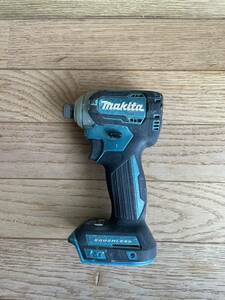 マキタ 充電式インパクトドライバ 14.4V TD160D ブルーmakita 中古　本体のみ