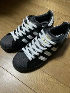 adidas SUPERSTAR LACELESS (CORE BLACK/FOOTWEAR WHITE/CORE BLACK) スーパースター　ブラック　レザー　レースレス　アディダス　黒 白