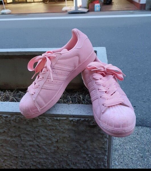 adidas スニーカー23.5 adidas