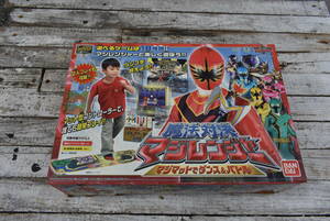 QM312 Power Rangers Mystic Force Bandai Bandai Magical Sentai Magic Ranger Magical Magic Magical Matt Dance &amp; Battle 80 размер