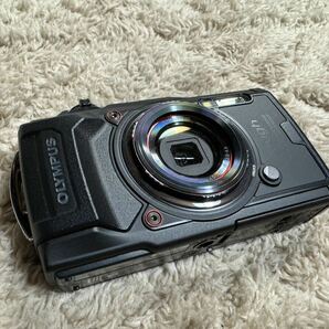 極美品 OLYMPUS オリンパス Tough TG-6 黒 水中カメラ 防水カメラ タフカメラ レンズバリアー SDカード付きの画像2