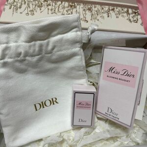 Miss Dior ブルーミングブーケ　オードトワレ　サンプル 巾着付き