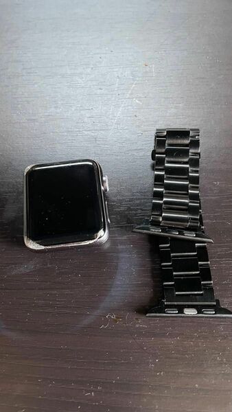 Apple Watch 3 NIKE 42mm gps バッテリー容量96%