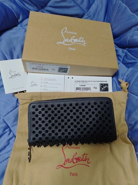 Christian Louboutin パネトーネ スタッズ ラウンドファスナー