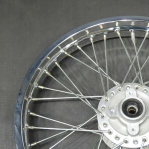 カワサキ 400RS KZ400D フロントホイール 18×1.85 ※ジャンク/レストアベース【140】USA-F-631の画像3