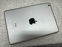 JL792 iPad mini 第2世代 Wi-Fiモデル A1489 シルバー 16GB ジャンク ロックOFF_画像2