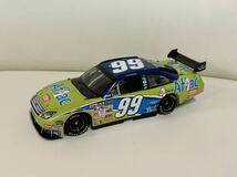 1/24 NASCAR Carl Edward’s Aflac COT Ford Fusion カールエドワーズ ナスカーダイキャストミニカー_画像1