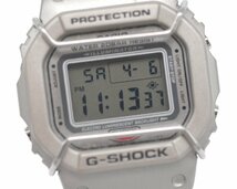 [レアモデル] 稼働品【CASIO】カシオ G-SHOCK DW-5000D-8JF スクリューバックル バックライト点灯OK 中古美品 レア商品_画像3