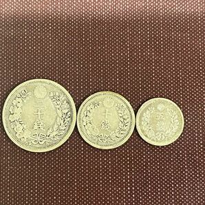 日本 古銭 硬貨 銀貨 竜20銭 竜10銭 竜5銭 3枚セットの画像1