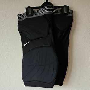 NIKE　PRO インナーパンツ　衝撃吸収パッド入り