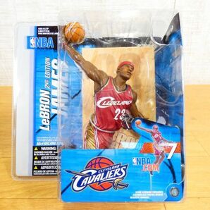 S) 新品未開封！ McFARLANE マクファーレン NBA フィギュア「 LeBRON JAMES レブロン・ジェームズ / CAVALIERS 」 @80 (F4-24)の画像1