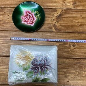 【Y-9832】未使用 寳飾皿 七宝 角皿 丸皿 飾り皿 作陶芸 2枚セット まとめ 伝統工芸 菊 薔薇【千円市場】の画像8