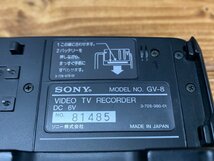 【N2-1523】SONY ソニー ビデオウォークマン Video8 GV-8本体のみ ジャンク【千円市場】_画像7