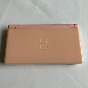 ★【500円スタート】Nintendo DS Lite USG-001 ニンテンドーDS ノーブルピンク 充電器 ソフト付きの画像2