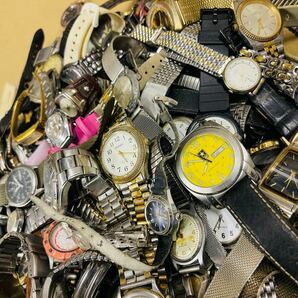 RADO、SEIKO等 344台メンズ・レディース腕時計 大量セット 15kg ジャンク(sw01)の画像2