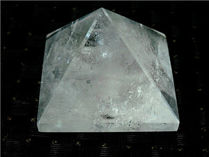 「在庫処分」AAA級 天然水晶ピラミット175B8-17B16a