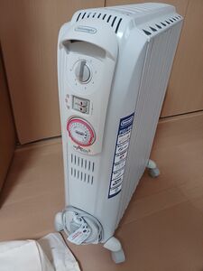 デロンギ オイルヒーター DeLonghi D091549EFS