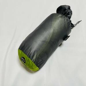 【未使用】イスカ ISUKA 寝袋 ウルトラライト グリーン 最低使用温度10度 寝袋 シュラフ マミーの画像1