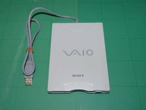 中古美品 SONY VAIO FDドライブ PCVA-UFD2 動作確認済 バイオ ソニー