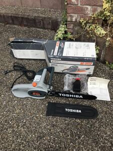 B120 新品未使用　東芝 電気チェーンソー HC-305B 300mm チェンソー 電動工具 DIY 切断 TOSHIBA 4a