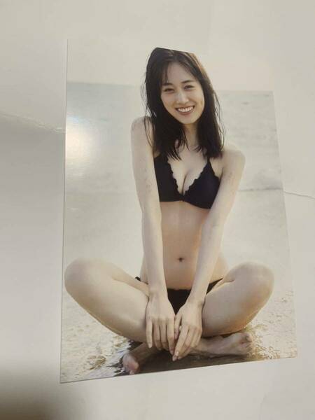 乃木坂46 山下美月　写真集ヒロイン封入　メッセージ付き特大ポストカード　①