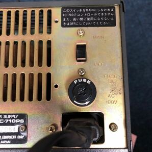 【に.ec】ICOM アイコム IC-710PSトランシーバー パワーサプライ 安定化電源 現状品 通電動作未確認 中古 無線 1977年製の画像4