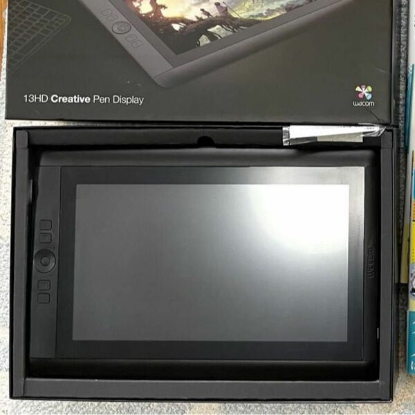 Wacom cintiq 13 HD 液晶ペンタブレット フルHD ワコム 液タブ 液晶タブレット