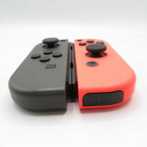 T9580☆Nintendo Switch 純正 ジョイコン Joy-Con Joy-Con グレー(L) ネオンレッド(R) 任天堂 スイッチ 動作確認済み 中古品_画像3