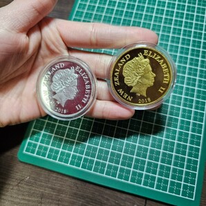 記念メダルエリザベス2018年コインケース入り二枚まとめて1円スタート!!の画像1