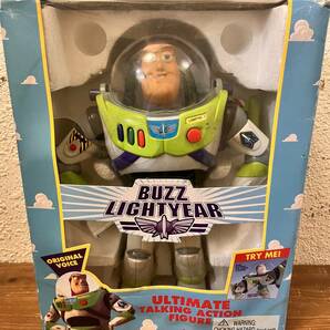 (中古・動作未チェック) トイ・ストーリー BUZZ LIGHTYEAR バズ・ライトイヤー アルティメットトーキングアクション フィギュアの画像1