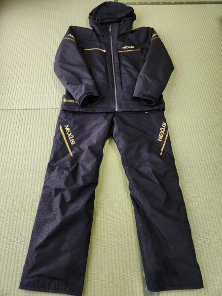 ☆美品　SHIMANO NEXUS GORE-TEX ウォームスーツ☆