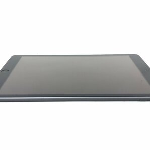 1円～ 美品 Apple アップル iPad air アイパッド エアー A2602 64GB Wi-Fi スペースグレー 第9世代 初期化済み ジャンク F04-12の画像3