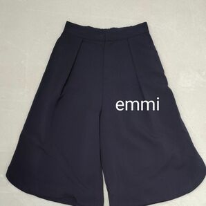 emmi ガウチョ ハーフパンツ ネイビー