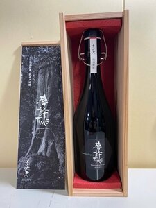 2308*(2023 year made ) in box beautiful robust dream .TIME junmai sake large ginjo mountain rice field ./720ml 5103