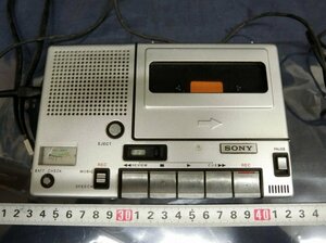 L4989 L4467 SONY TC-1100 カセットプレーヤー バッテリー欠品 アダプター動作確認