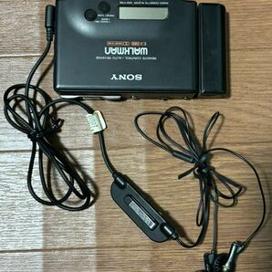 SONY カセットウォークマン WM-F702 ジャンク品 WALKMAN  ポータブルカセットプレーヤー の画像1