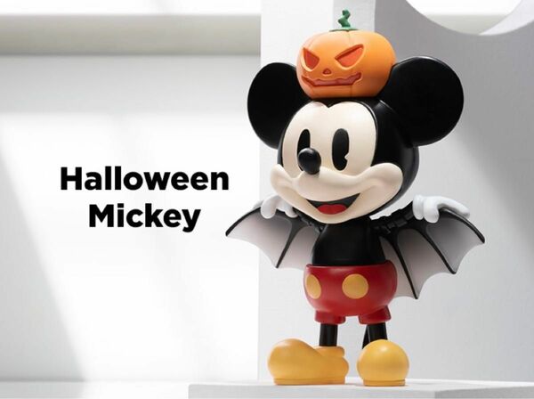 DISNEY 100th Anniversary Mickey EverCurious シリーズ Halloween Mickey
